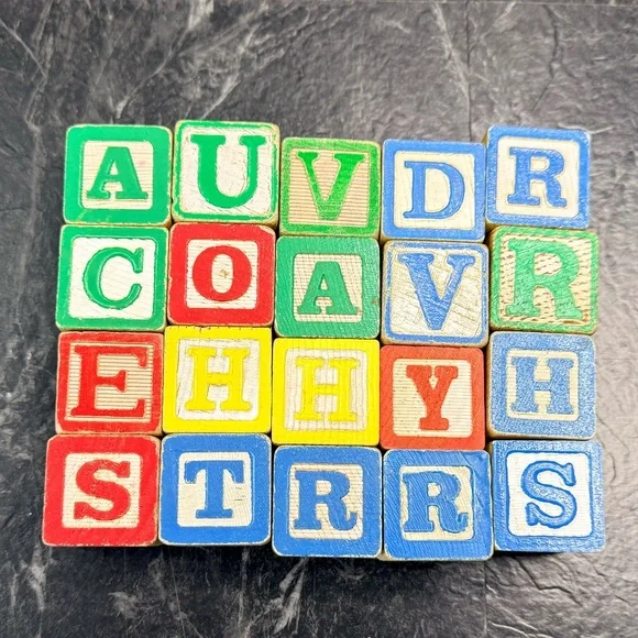 Vintage Wooden Blocks (131 Total Blocks) - Picture 9 of 15